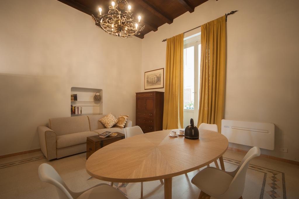 B&B Al Vico Trani Exteriör bild